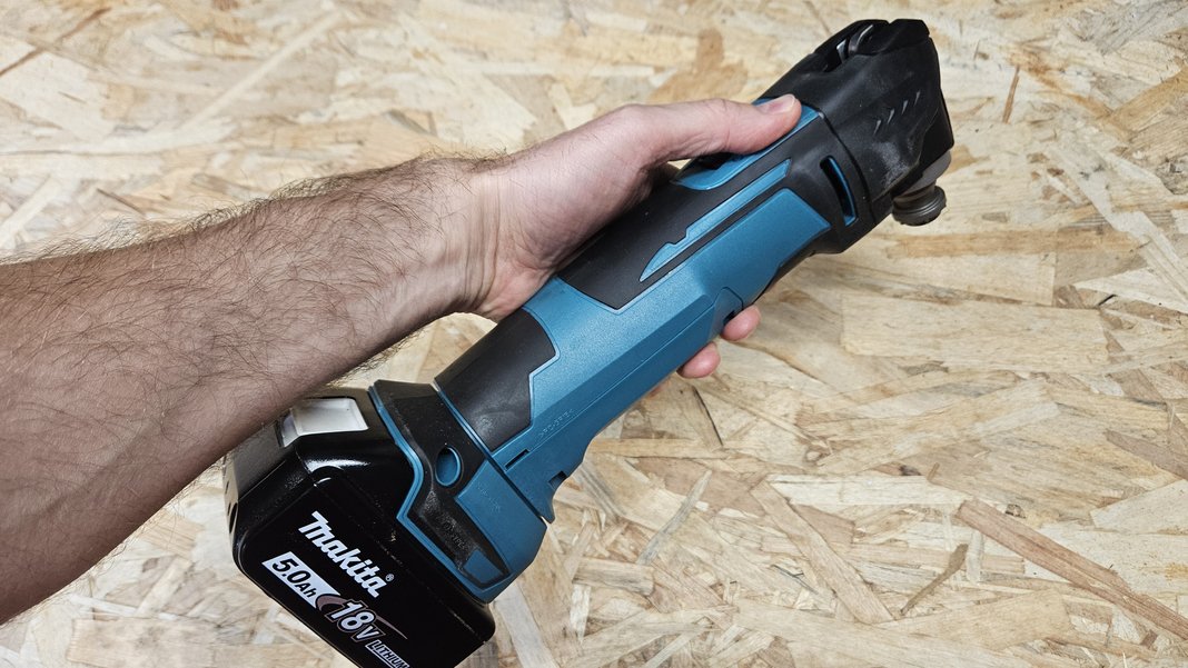 Outil multifonction Makita DTM51Z