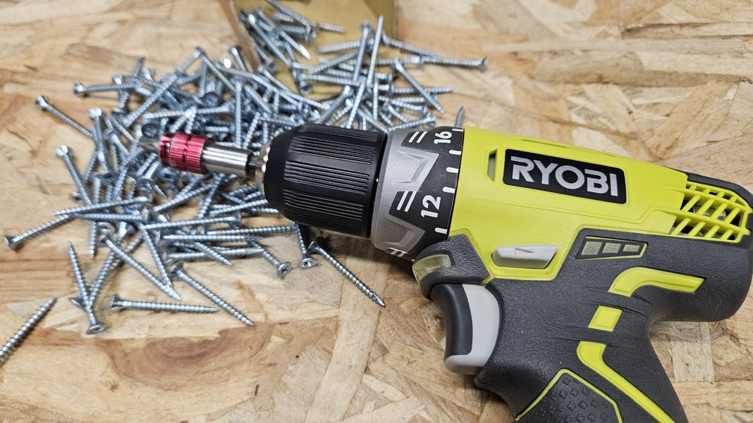 Perceuse visseuse Ryobi RCD1201