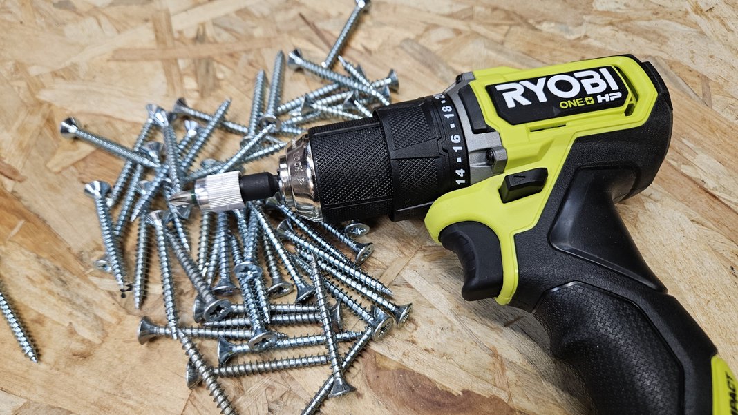 Perceuse visseuse Ryobi RDD18C1