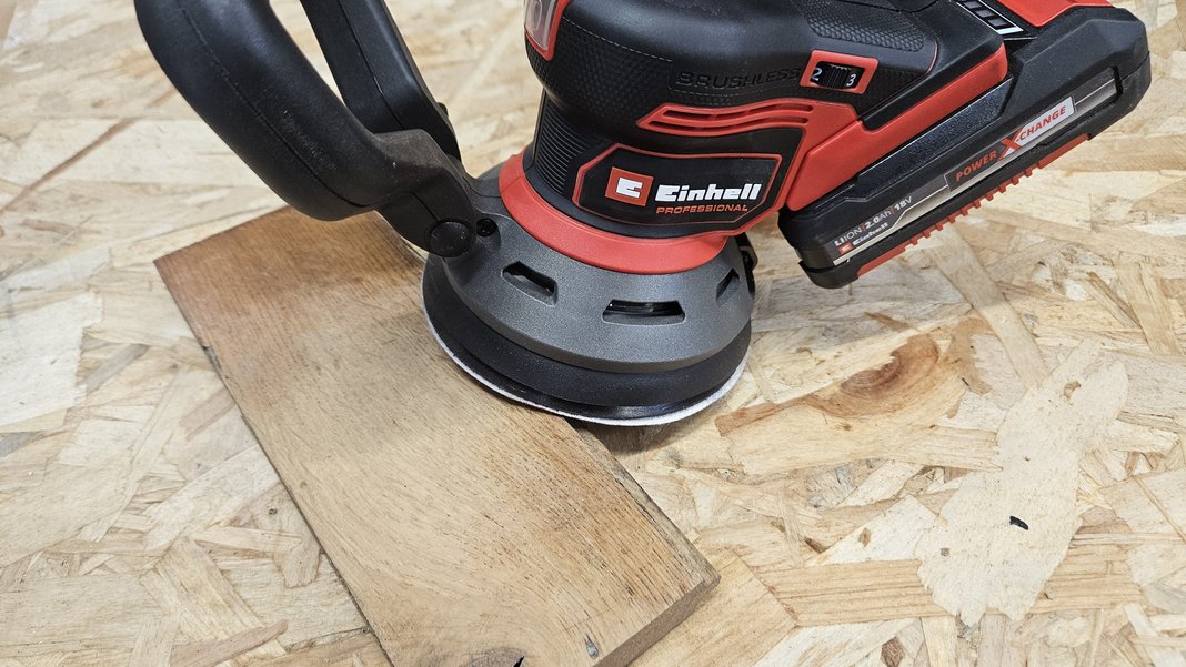 Ponceuse excentrique Einhell TP RS 18/32 LiBL