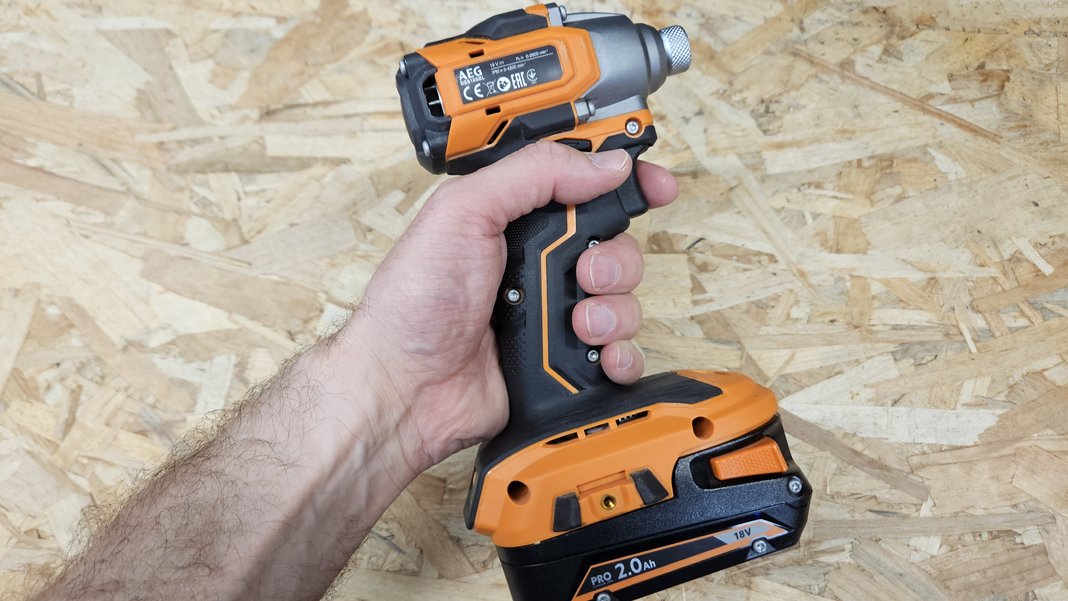 Visseuse à choc AEG BSS 18SBL