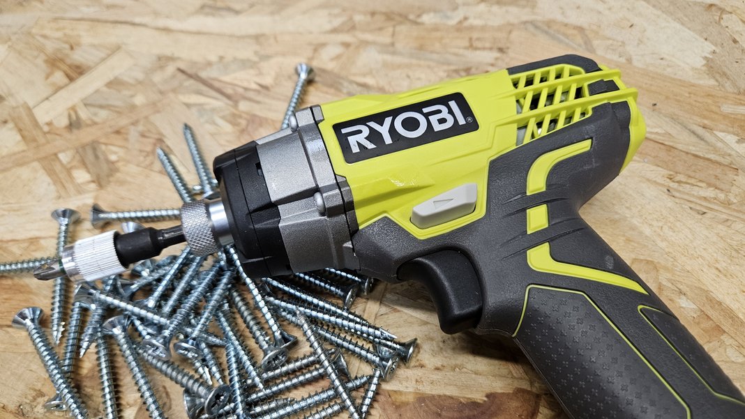 Visseuse à choc Ryobi R18ID3