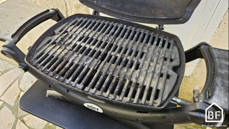 grille de barbecue à gaz